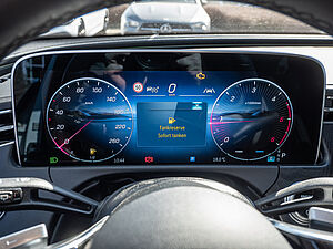 Mercedes-Benz E 220 d T Avantgarde 16 navigation