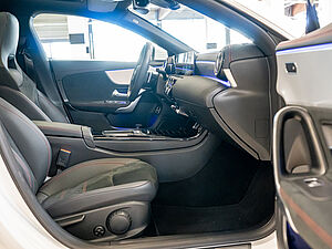 Mercedes-Benz CLA 200 Coupé AMG Sport Advanced Plus 2 navigation