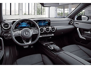 Mercedes-Benz A 250 e AMG Sport 2 navigation