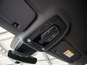 Audi Q8 e-tron Q8 S line 50 e-tron quattro 19 navigation