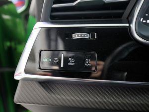 Audi RS Q8 4.0 TFSI quattro AHK Standhz. LED HUD N 26 navigation