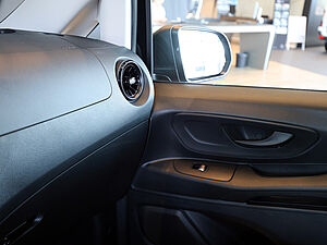 Mercedes-Benz Vito 119 CDI KA Extralang 13 navigation