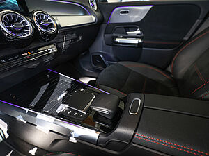 Mercedes-Benz EQB 300 4M AMG Sport Advanced 17 navigation