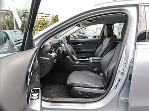 Mercedes-Benz C 180 T Avantgarde Advanced 10 navigation
