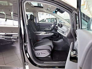 Maxus MIFA 9 Luxury 90 kW/h 2 navigation