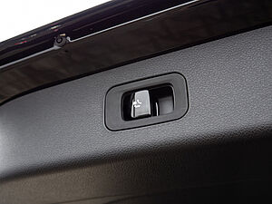 Mercedes-Benz E 220 d T AMG Line Advanced Plus 33 navigation