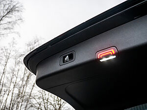 Mercedes-Benz E 220 d T AMG Line Premium 22 navigation