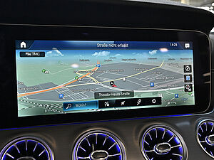 Mercedes-Benz E 300 d 4M Cabrio AMG Line 11 navigation