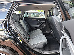 Volkswagen Passat Variant Business 1,5 l eTSI DSG 4 navigation