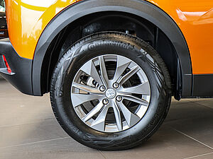 Peugeot 2008 Active Pack 5 navigation