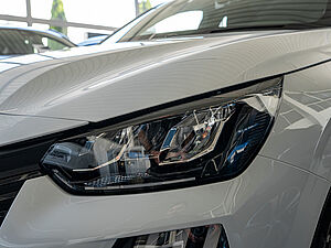Peugeot 208 Neuer Style HYBRID 100 e-DSC6 28 navigation