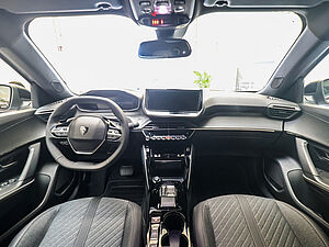 Peugeot 2008 Allure HYBRID 145 e-DSC6 6 navigation
