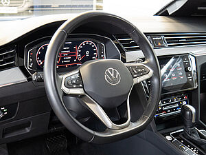Volkswagen Passat Variant 1.5 TSI Business 27 navigation