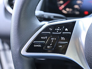 Mercedes-Benz GLB 180 d Progressive Advanced 20 navigation