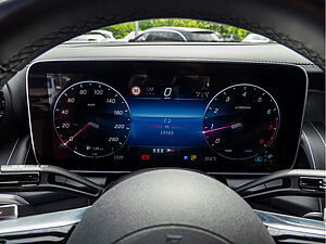 Mercedes-Benz GLC 300 4M Coupé AMG Sport Premium 13 navigation