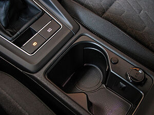 Volkswagen Golf VIII Variant Life 2.0 TDI 18 navigation