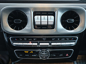 Mercedes-Benz G 400 d Night 14 navigation