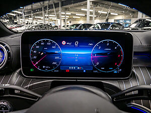 Mercedes-Benz C 220 d T AMG Line 12 navigation