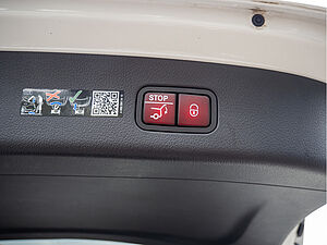 Mercedes-Benz GLC 300 4M AMG Sport Premium 27 navigation