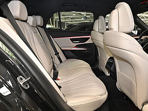 Mercedes-Benz E 200 T Avantgarde Advanced Plus 5 navigation