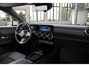Mercedes-Benz A 180 Progressive Advanced 4 navigation