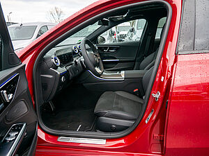 Mercedes-Benz C 220 d T AMG Line 8 navigation
