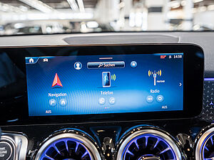 Mercedes-Benz GLB 200 d AMG Sport Advanced Plus 9 navigation