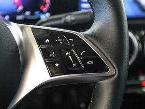 Mercedes-Benz A 200 Limo Progressive Advanced 19 navigation