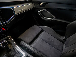 Audi Q3 S line 35 TDI quattro S tronic 14 navigation
