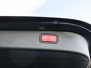 Mercedes-Benz C 300 T d AMG Sport Advanced Plus 32 navigation