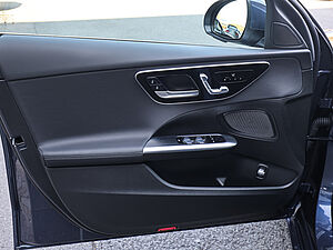 Mercedes-Benz C 200 d Avantgarde Advanced Plus 28 navigation