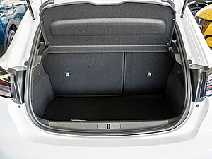 Peugeot 208 Neuer Style HYBRID 100 e-DSC6 22 navigation