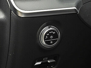 Mercedes-Benz C 180 T Avantgarde Advanced 22 navigation