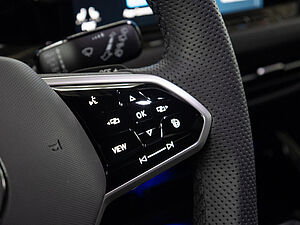 Volkswagen Golf VIII GTD 2.0 DSG 28 navigation