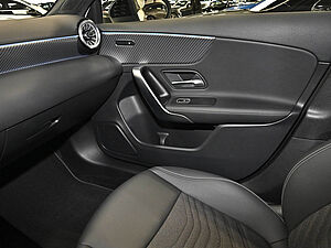 Mercedes-Benz A 250 e Progressive 15 navigation