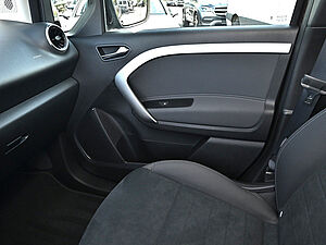 Mercedes-Benz T 180 d PROGRESSIVE Standard 13 navigation