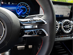 Mercedes-Benz EQB 300 4M AMG Sport Premium 16 navigation