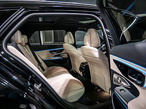 Mercedes-Benz E 300 T de 4M AMG Line 5 navigation