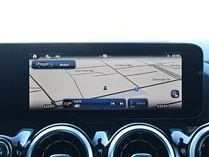Mercedes-Benz GLA 220 d 4M Progressive Advanced 12 navigation
