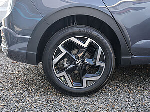 Volkswagen Taigo R-Line 1,5 l TSI 6 navigation