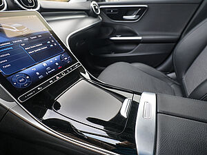 Mercedes-Benz C 180 T Avantgarde Advanced 15 navigation