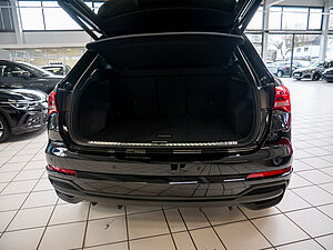 Audi Q3 S line 35 TDI quattro S tronic 29 navigation