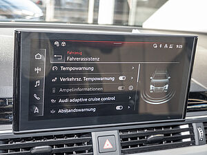 Audi A4 Avant 40 TFSI quattro S line 11 navigation