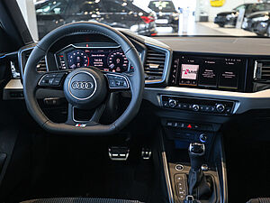Audi A1 Sportback S line 40 TFSI 8 navigation