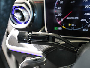 Mercedes-Benz C 43 AMG 4M Premium Carbon 27 navigation