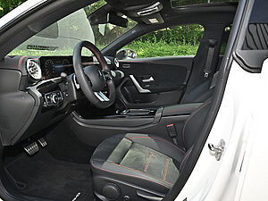 Mercedes-Benz CLA 250 SB e AMG Sport Advanced Plus 10 navigation
