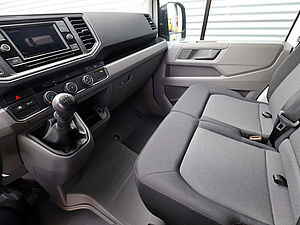Volkswagen Crafter 35 KA 2.0 TDI 17 navigation