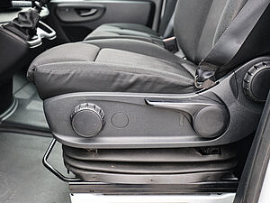 Mercedes-Benz Sprinter 317 CDI KA L3H2 10 navigation