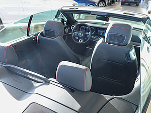 Mercedes-Benz E 53 AMG 4M+ Cabriolet Vmax Performance 35 navigation