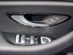 Mercedes-Benz E 300 de T Avantgarde 16 navigation